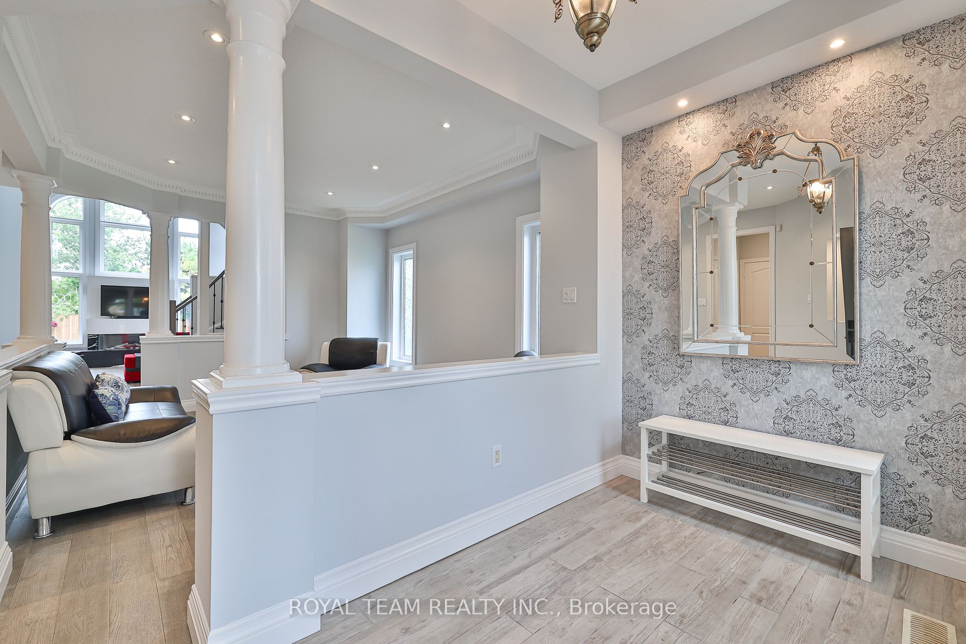 2 Gleave Court