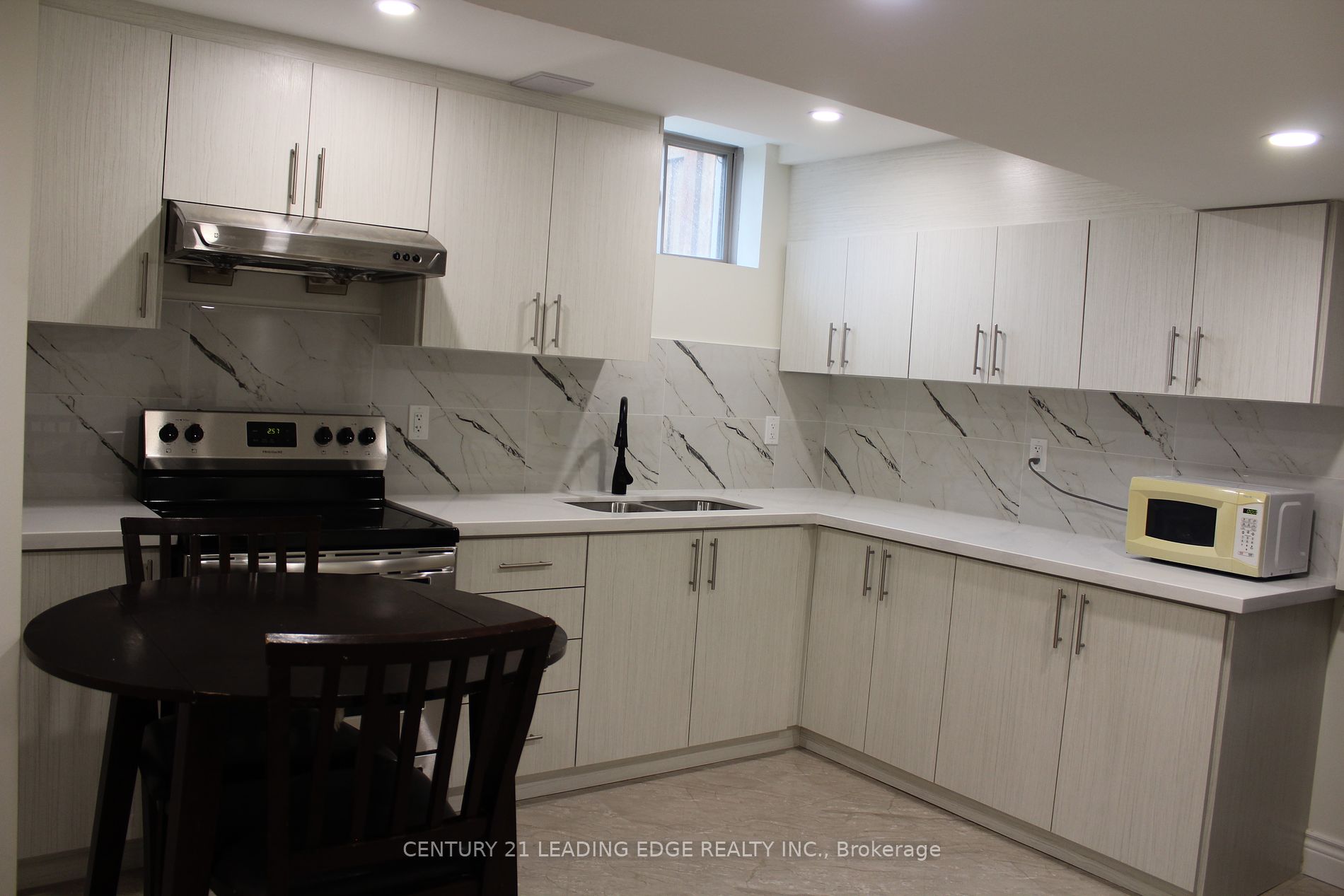 58 Coldwell Bay Circ, #Bsmt
