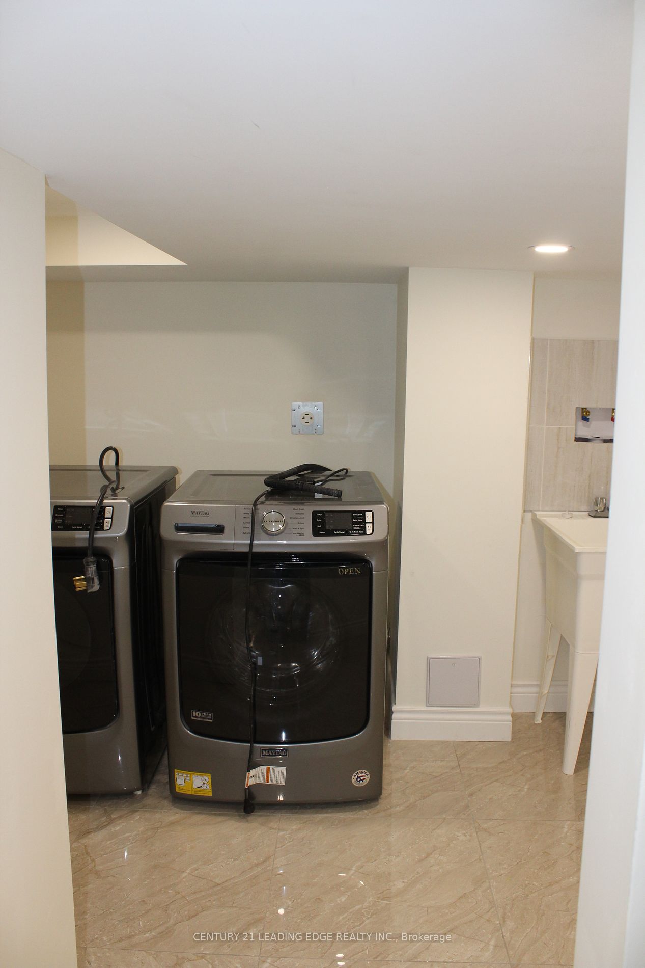 58 Coldwell Bay Circ, #Bsmt