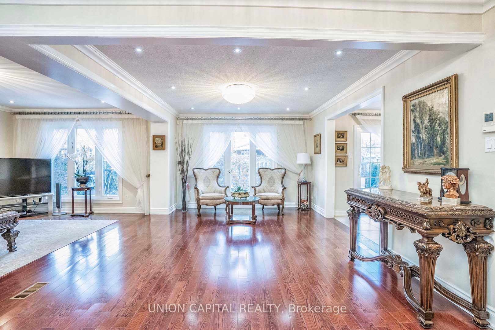 789 Shanahan Blvd