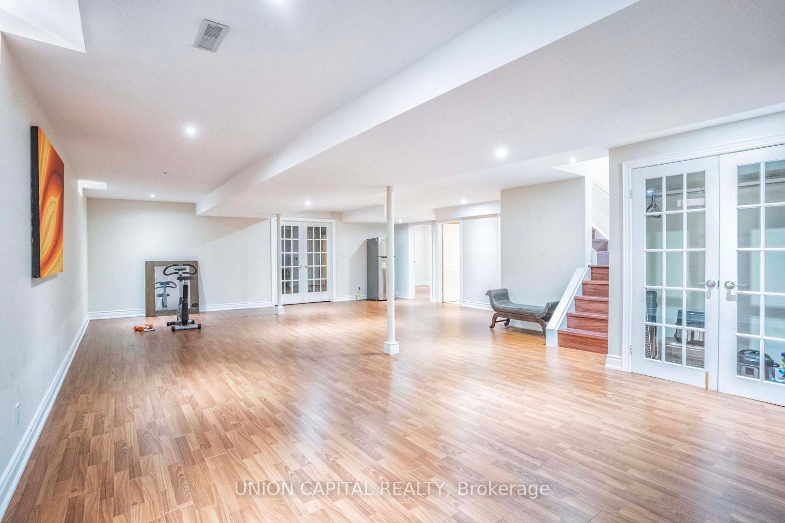 789 Shanahan Blvd