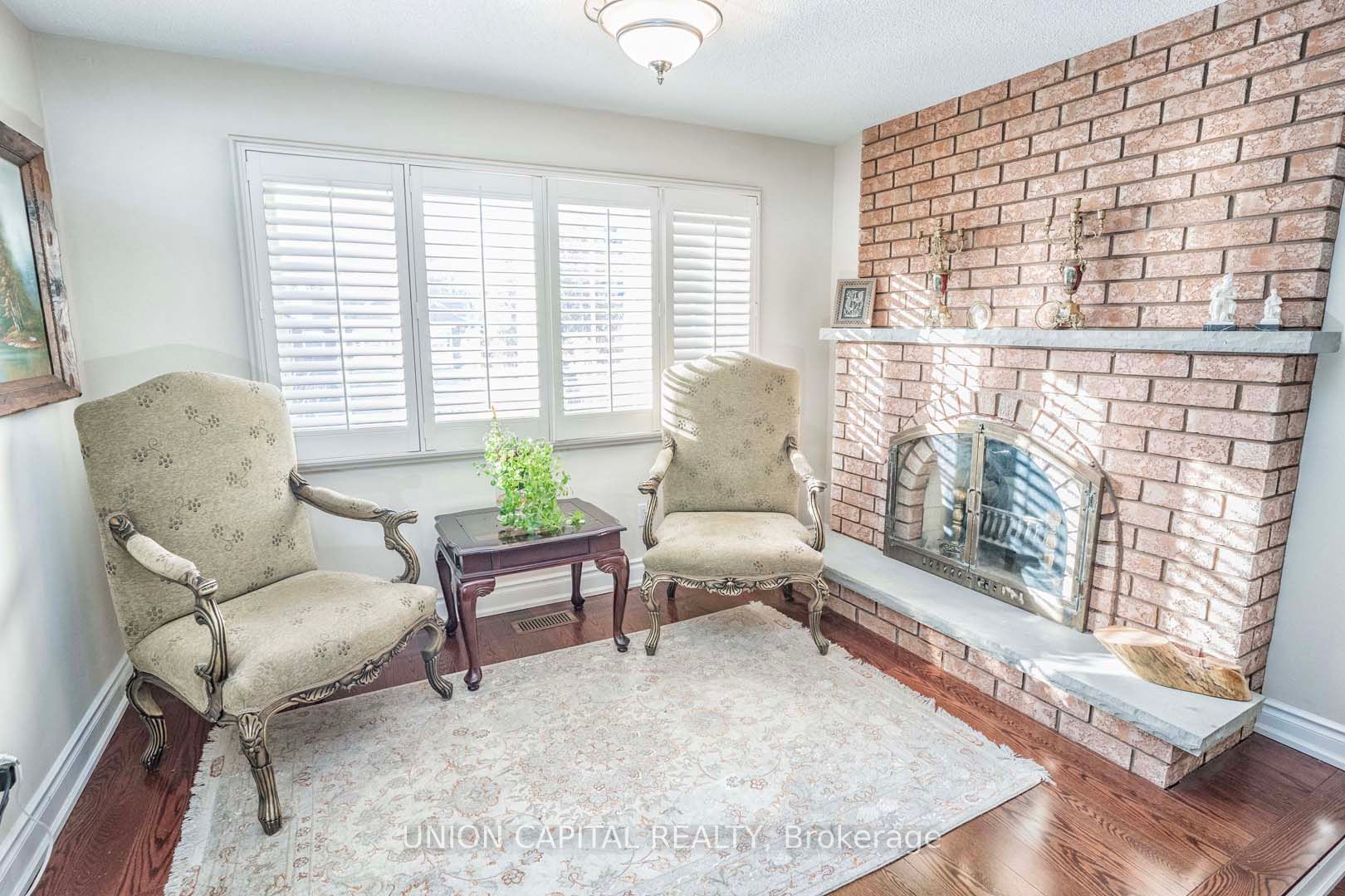 789 Shanahan Blvd