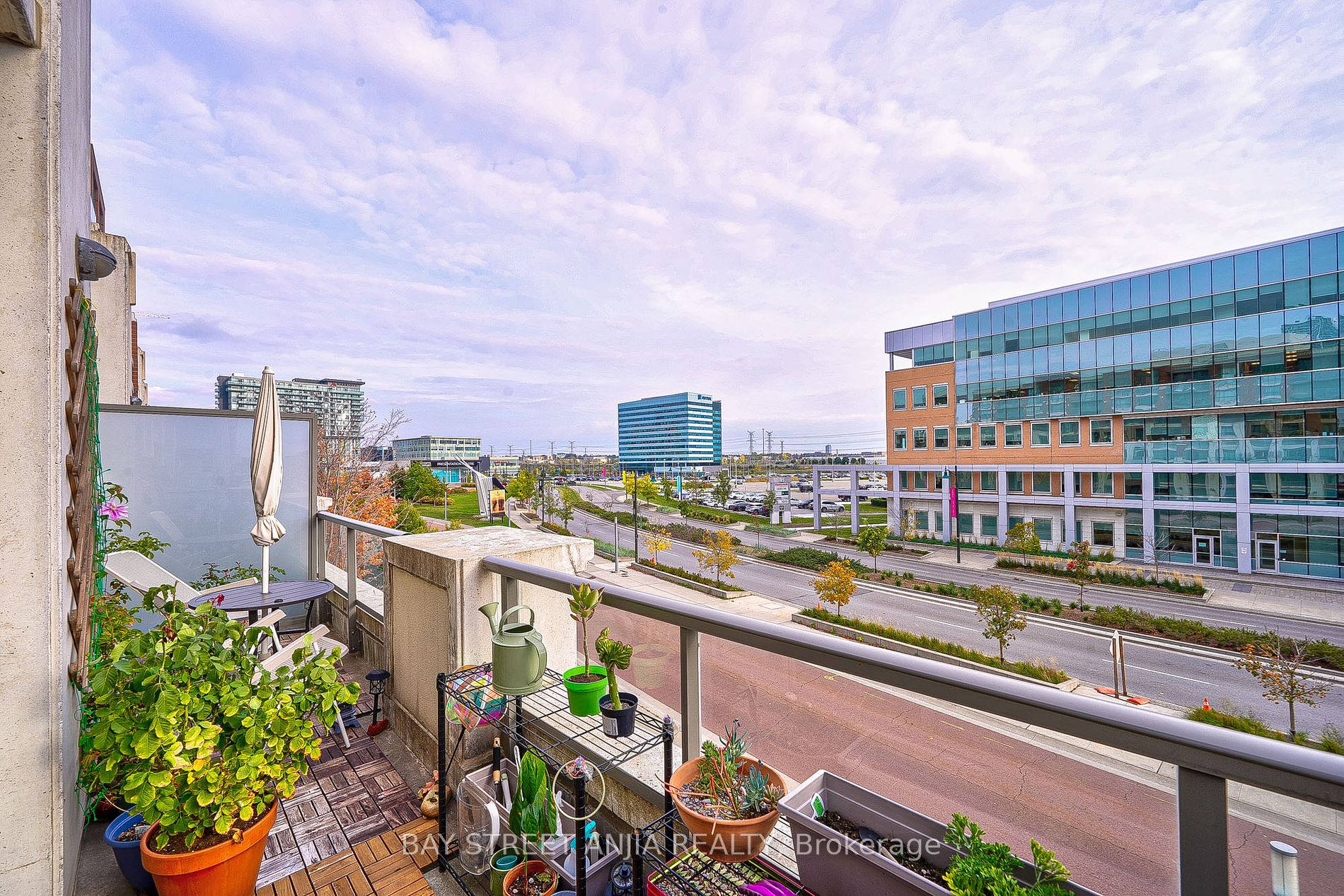 21 Upper Duke Cres, #314B