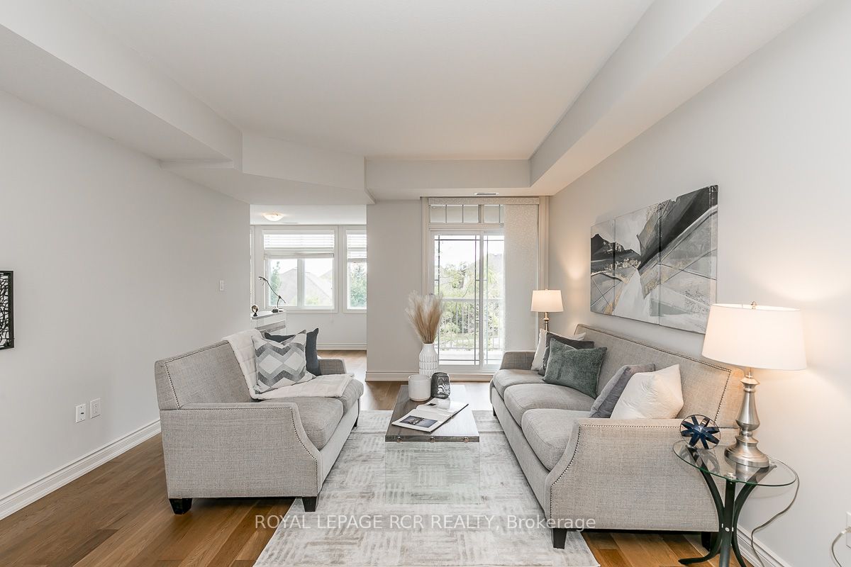 2 Briar Hill Hts, #205