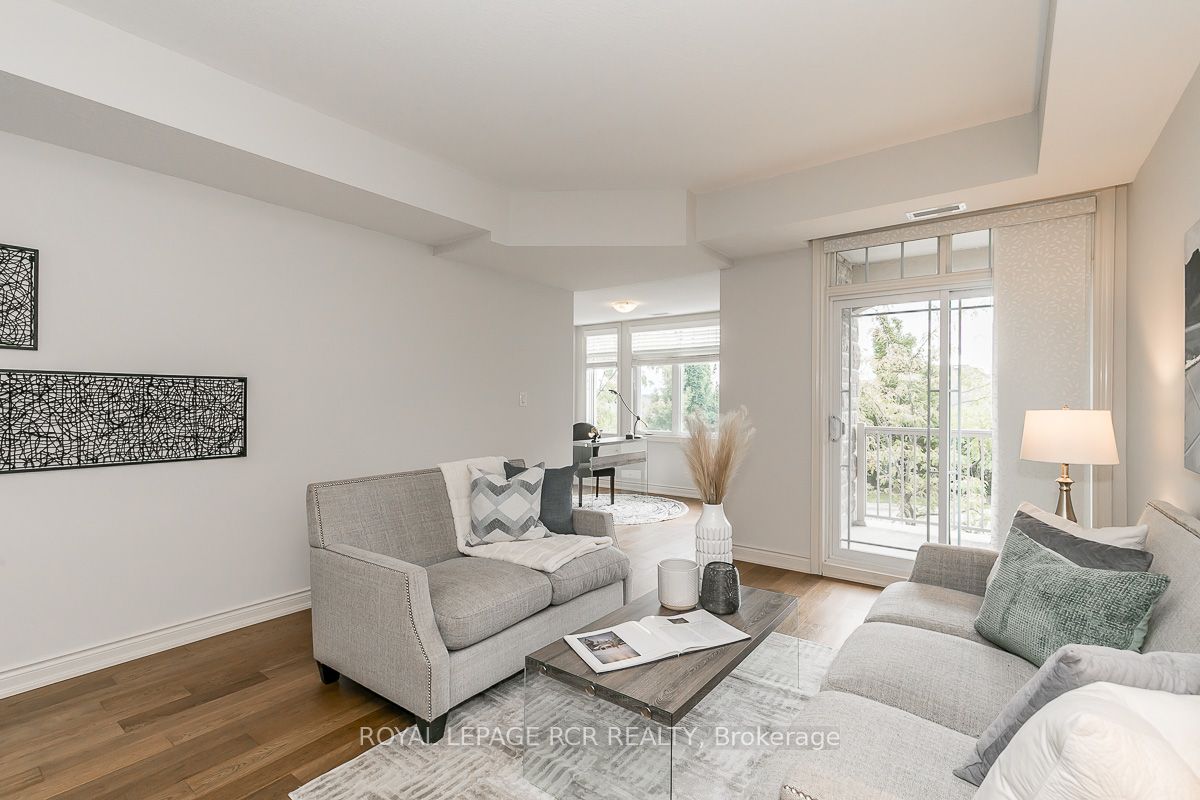 2 Briar Hill Hts, #205