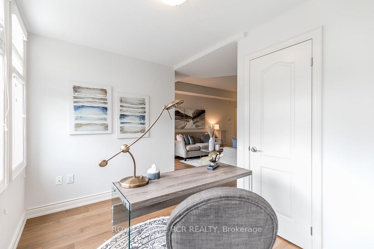 2 Briar Hill Hts, #205