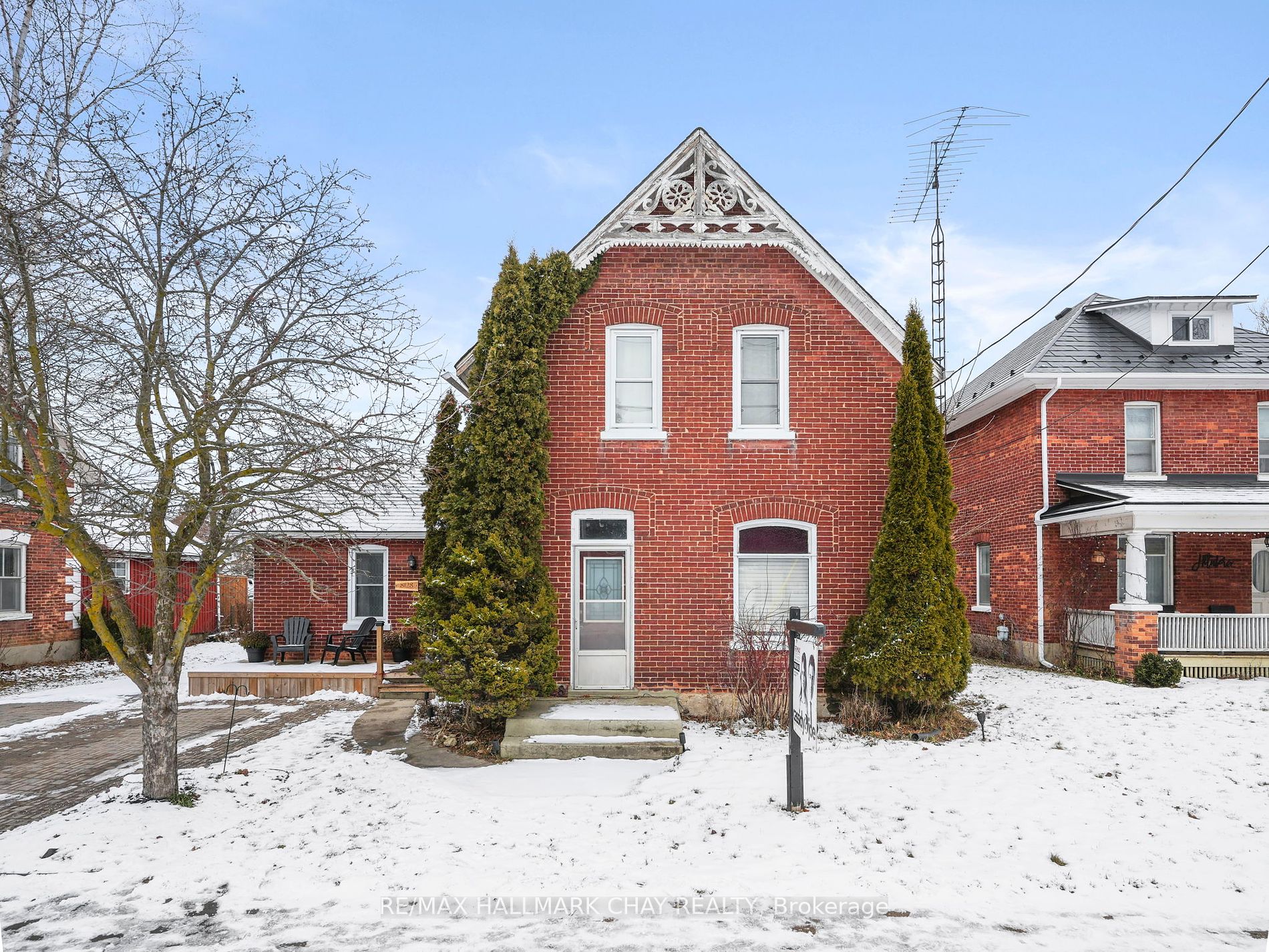 8128 Main Street