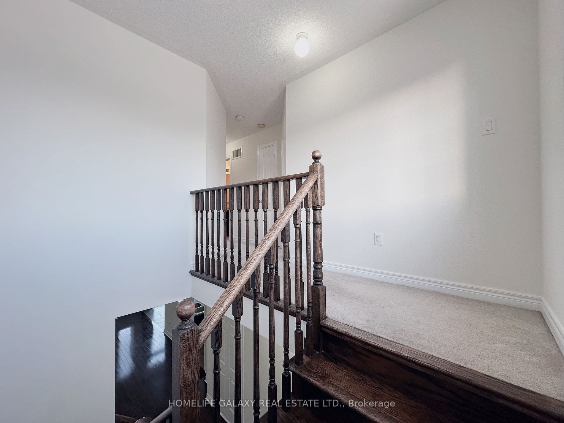 10 Brown Lane