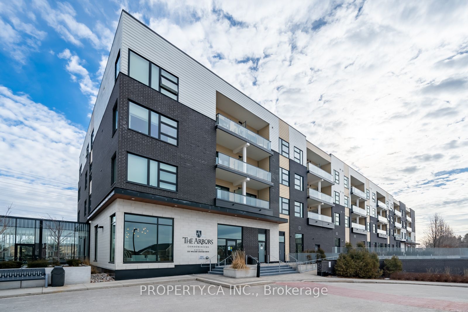555 William Graham Drive, #337