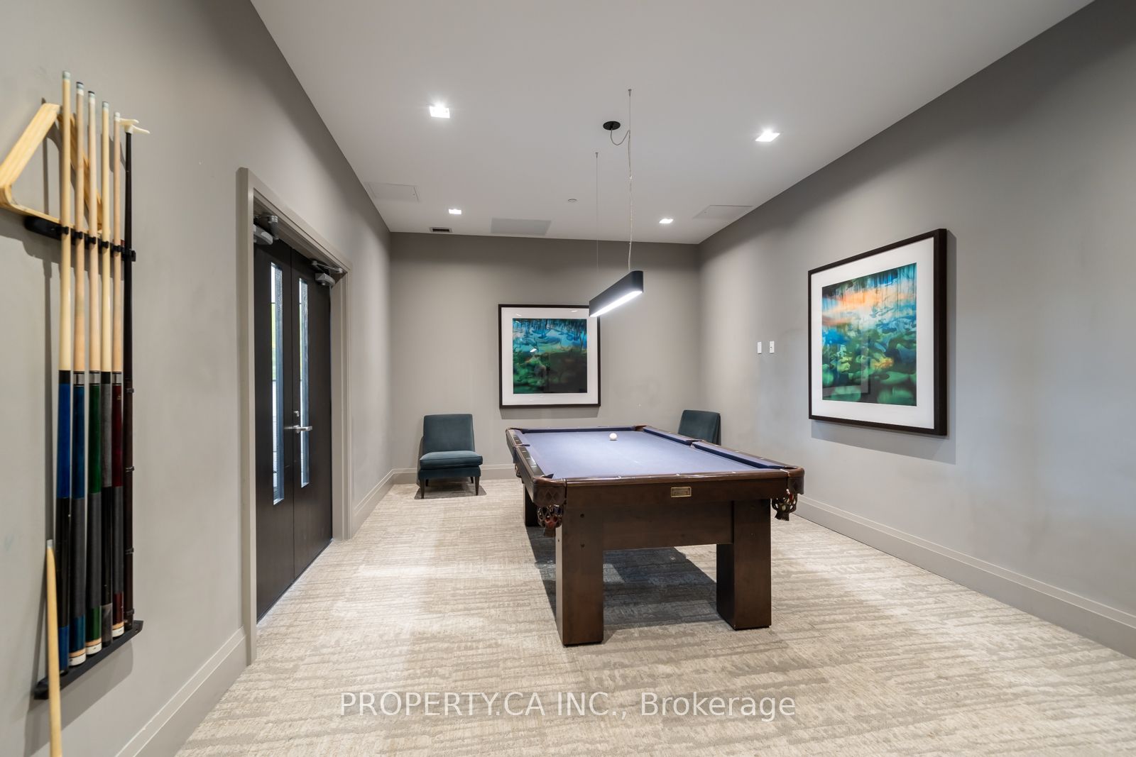 555 William Graham Drive, #337