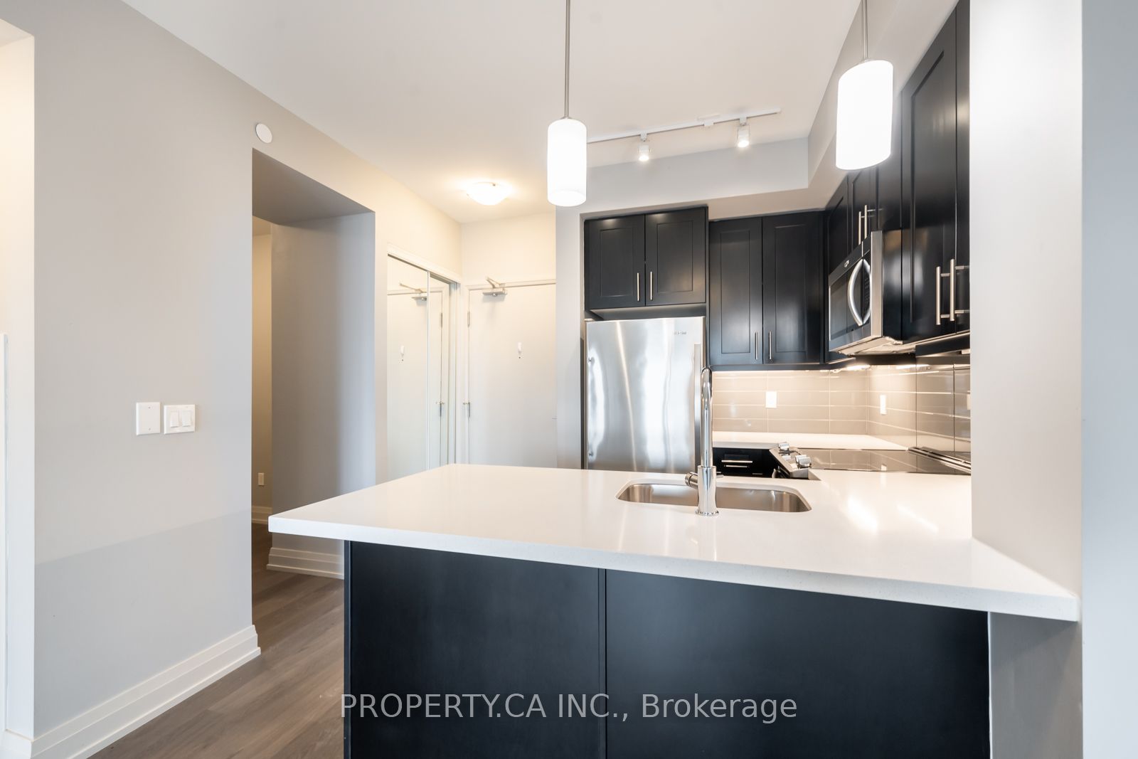 555 William Graham Drive, #337