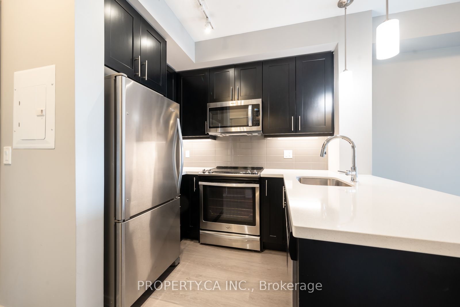 555 William Graham Drive, #337