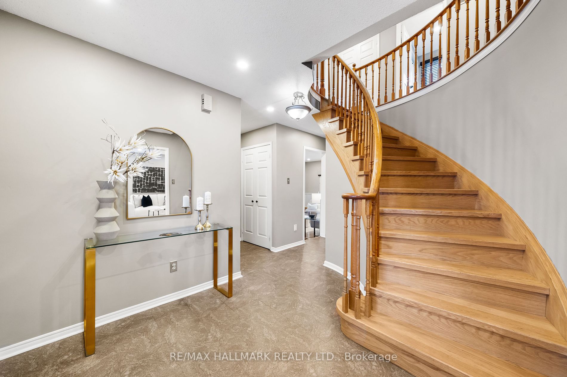 293 Harewood Blvd