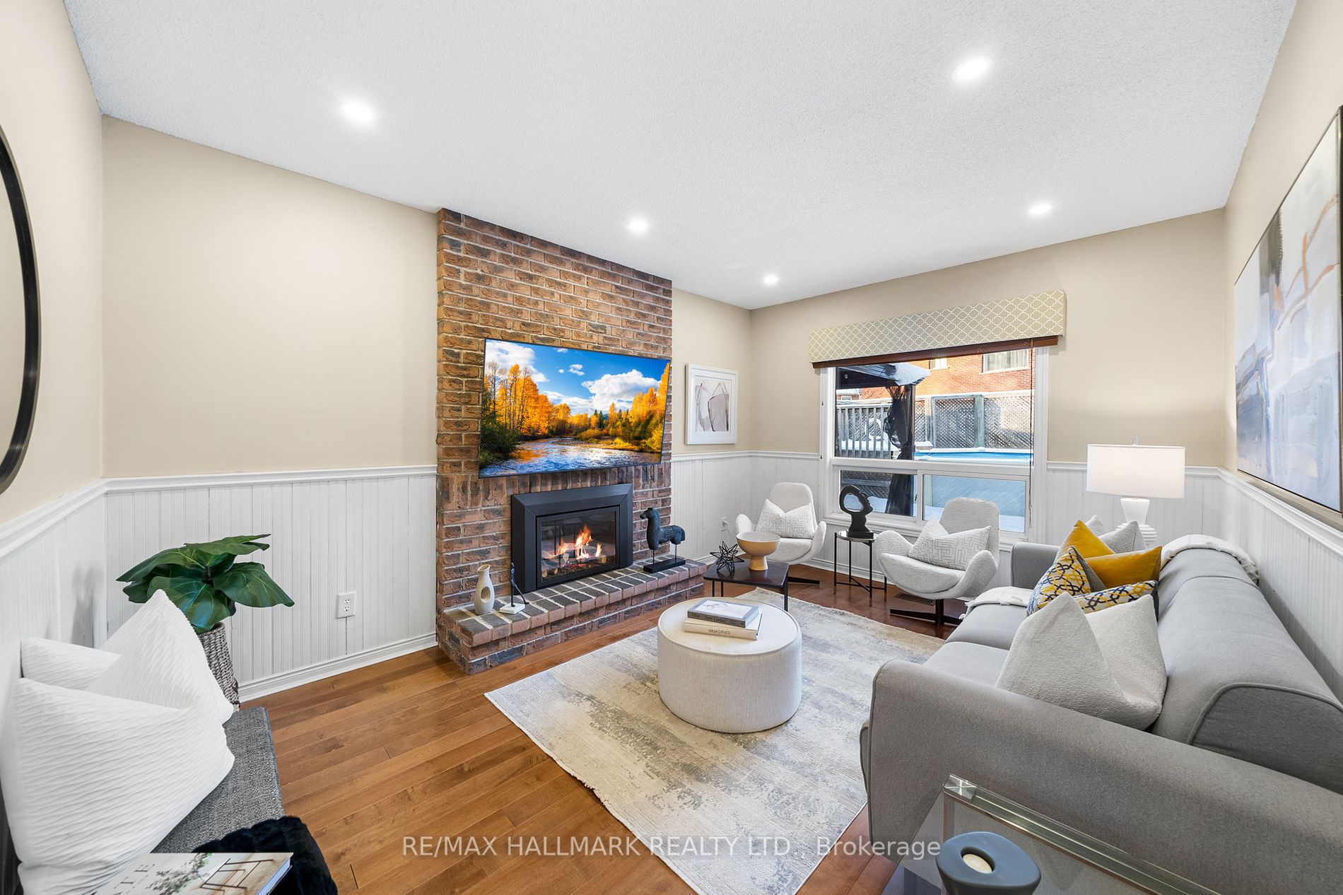 293 Harewood Blvd