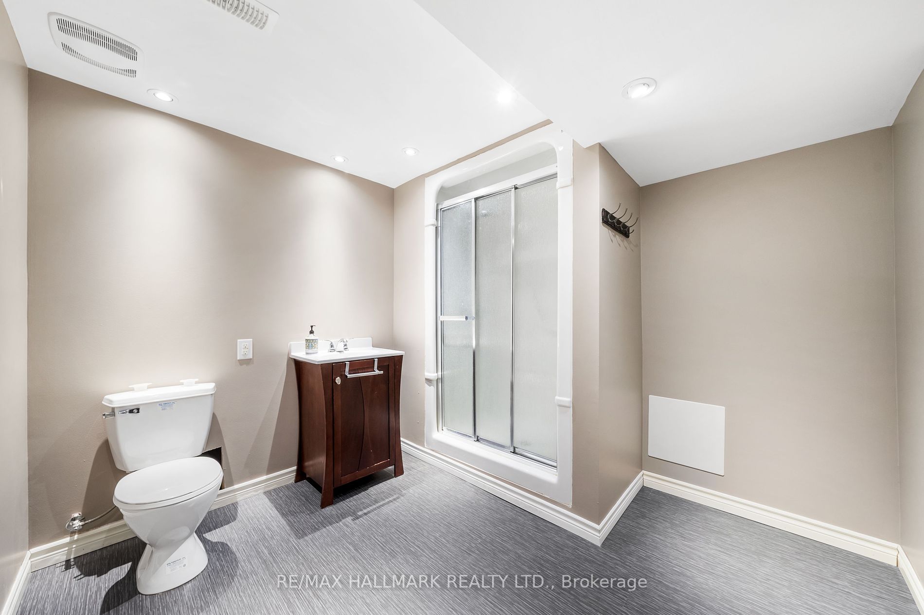 293 Harewood Blvd