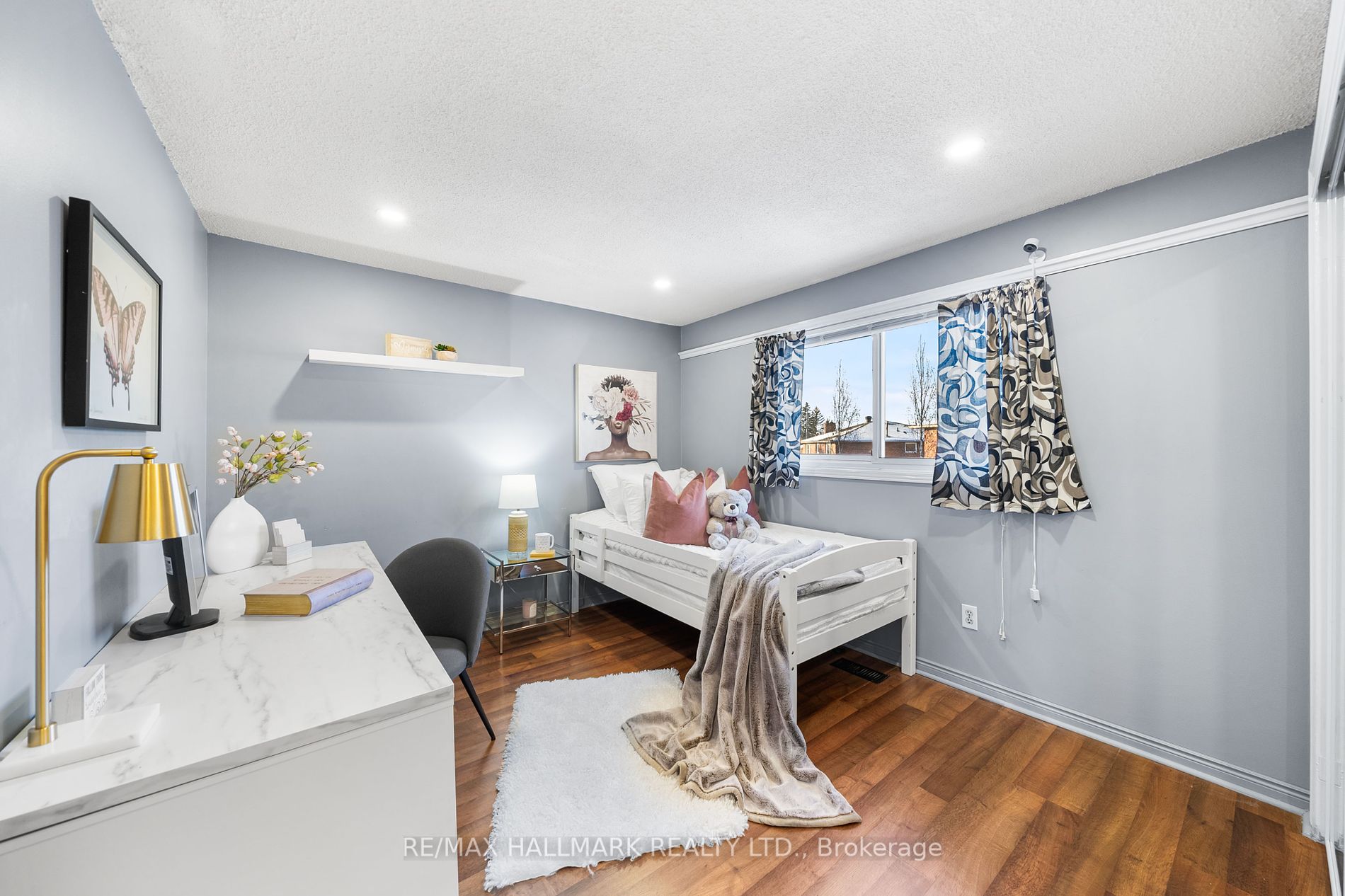 293 Harewood Blvd