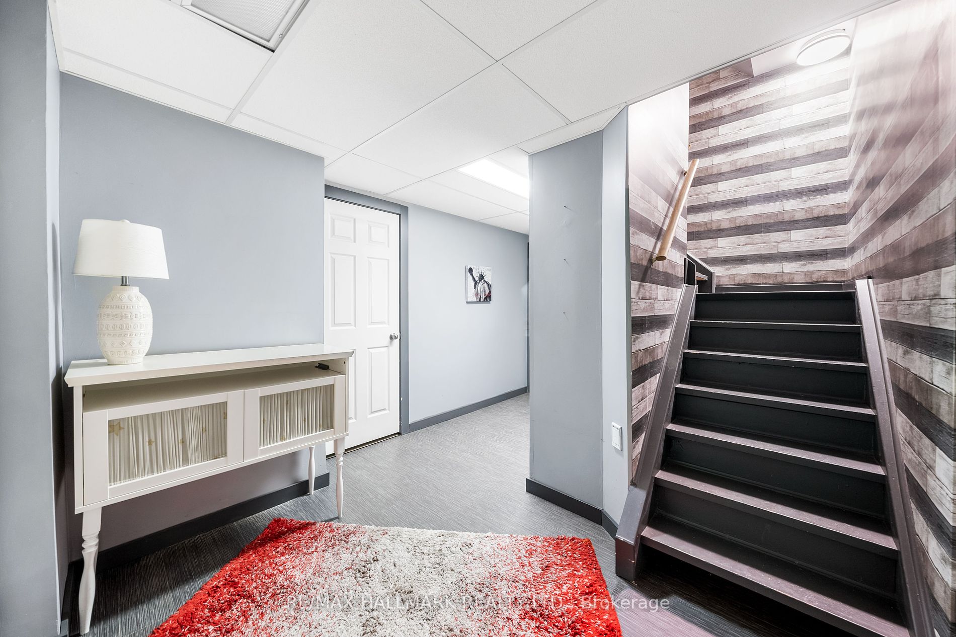 293 Harewood Blvd
