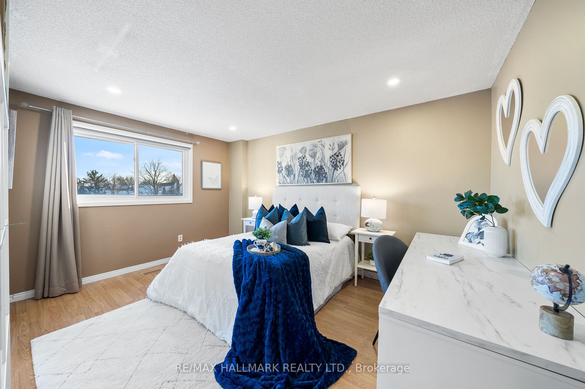 293 Harewood Blvd