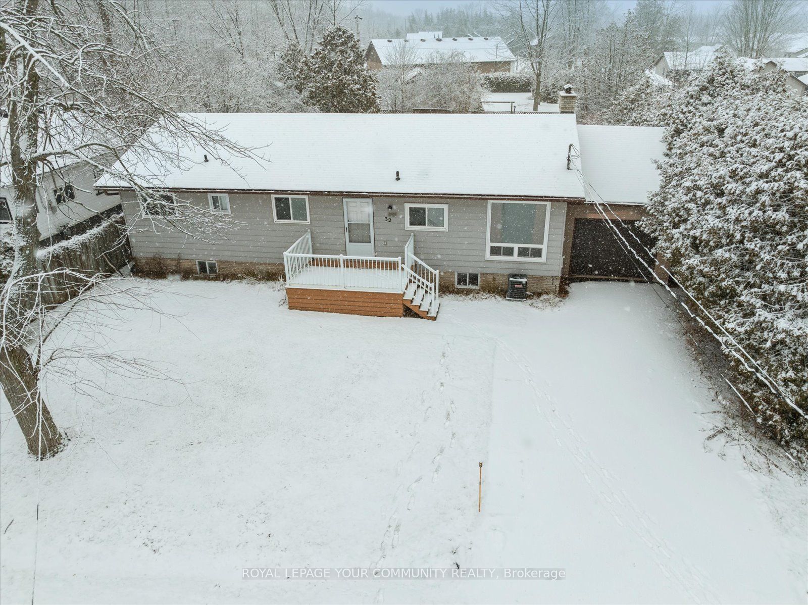 32 Franklin Beach Road
