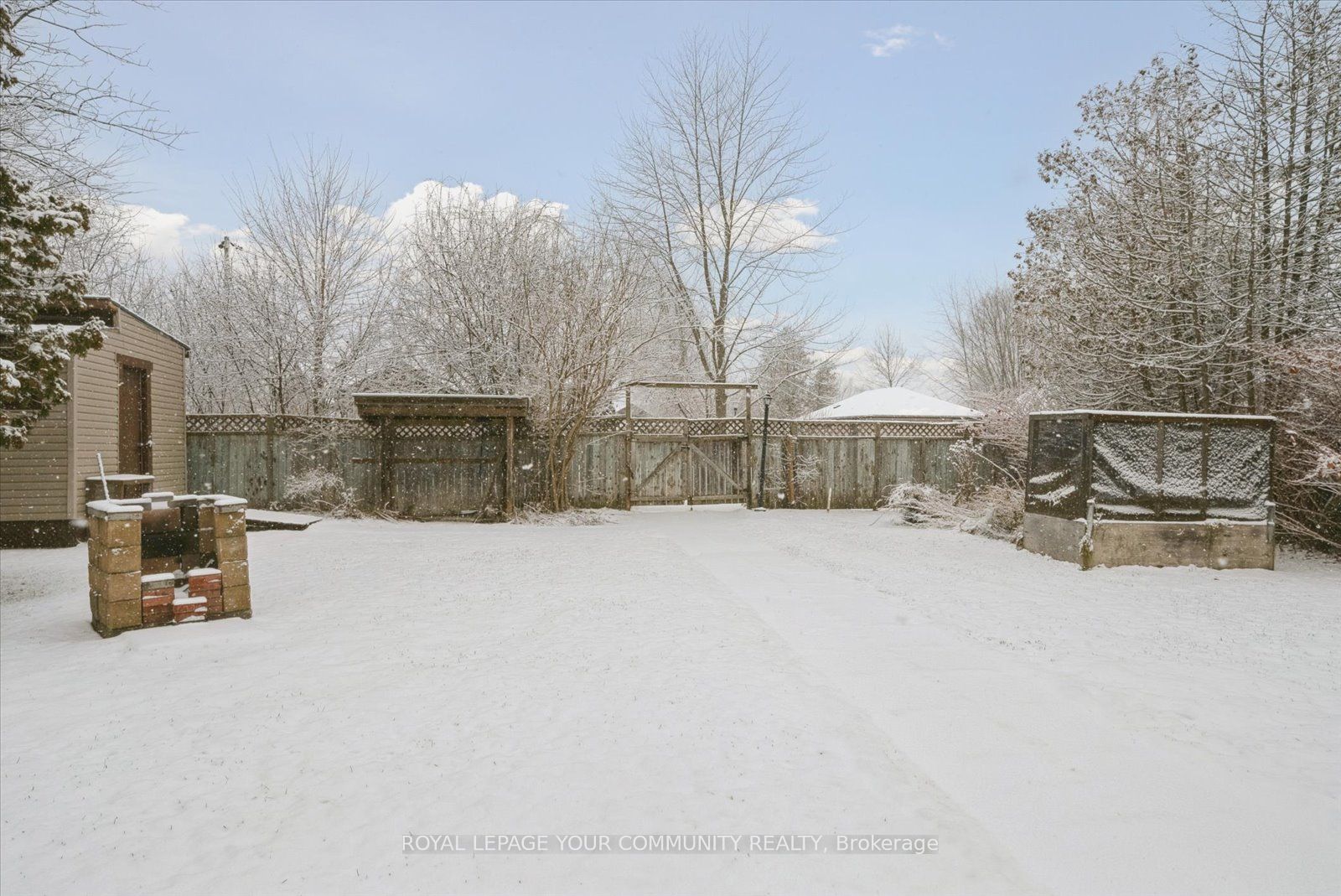32 Franklin Beach Road