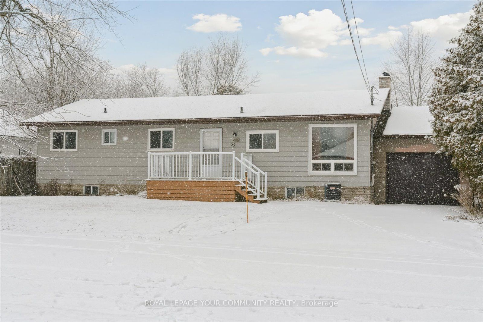 32 Franklin Beach Road