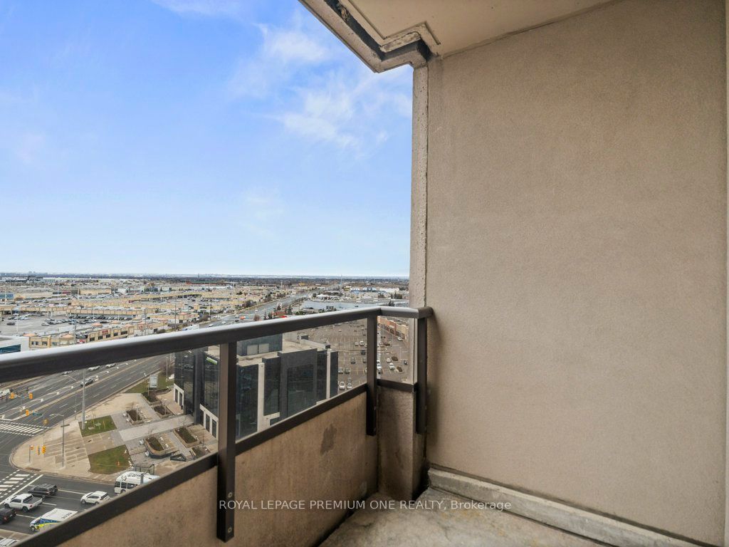 9225 Jane Street #1502