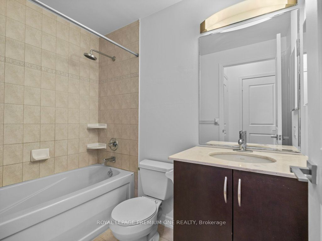 9225 Jane Street #1502