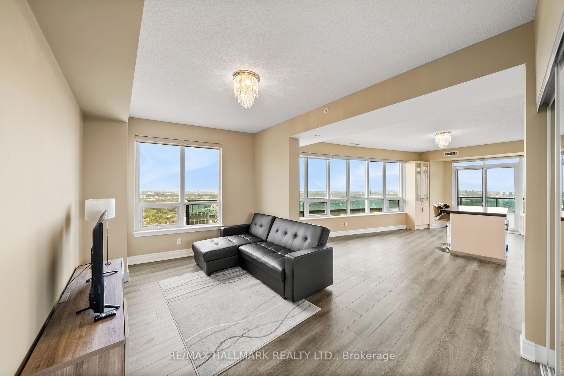 7171 Yonge St, #Ph301