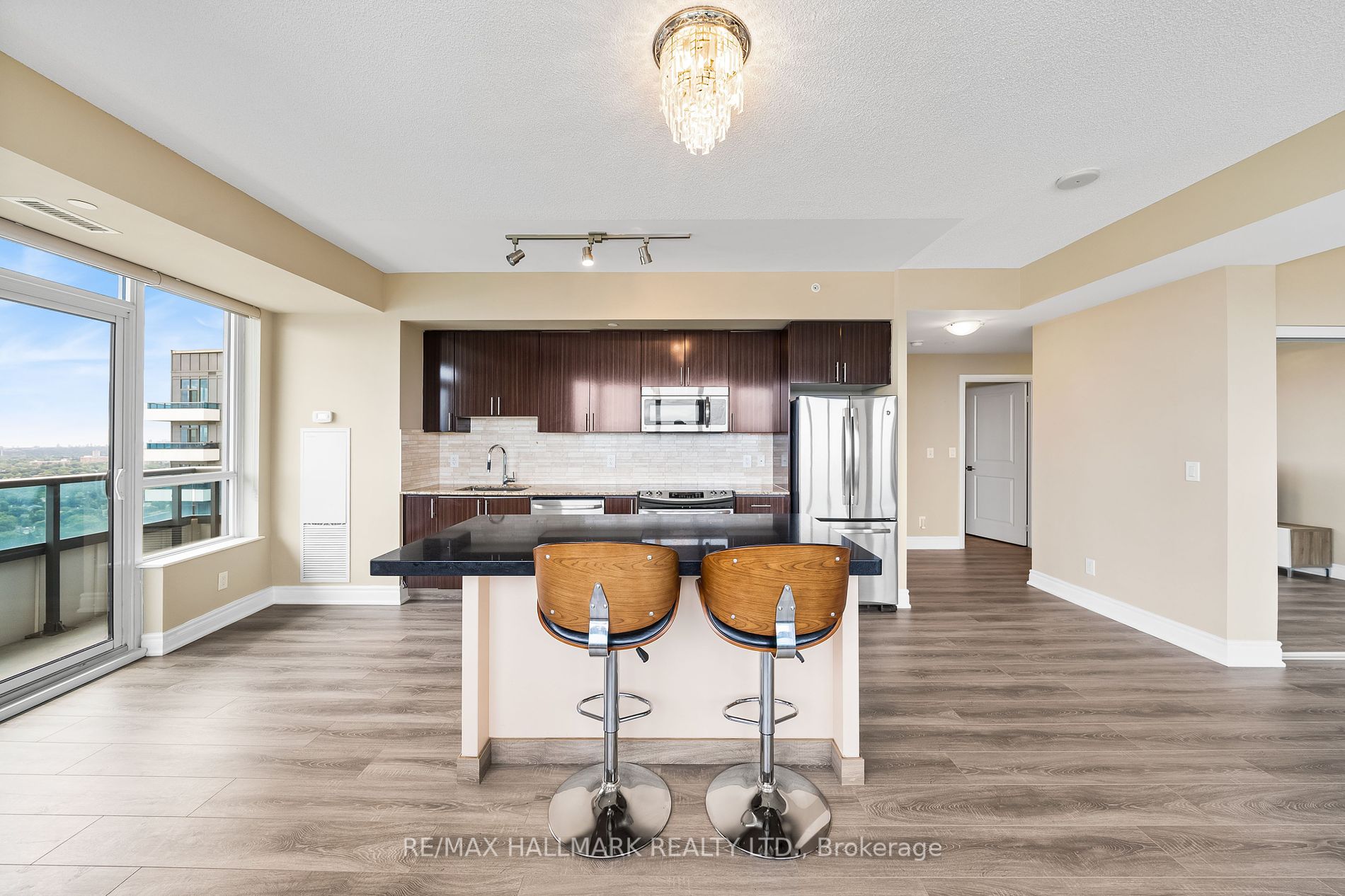 7171 Yonge St, #Ph301