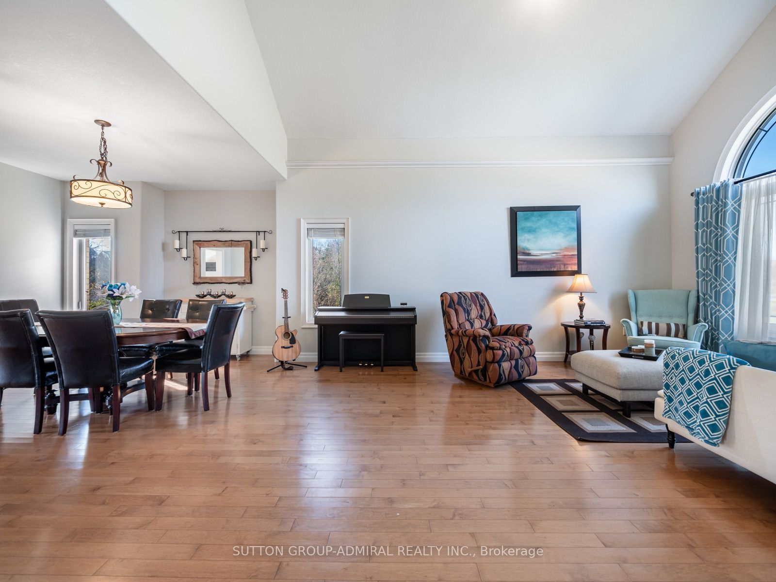31 Grandview Crescent