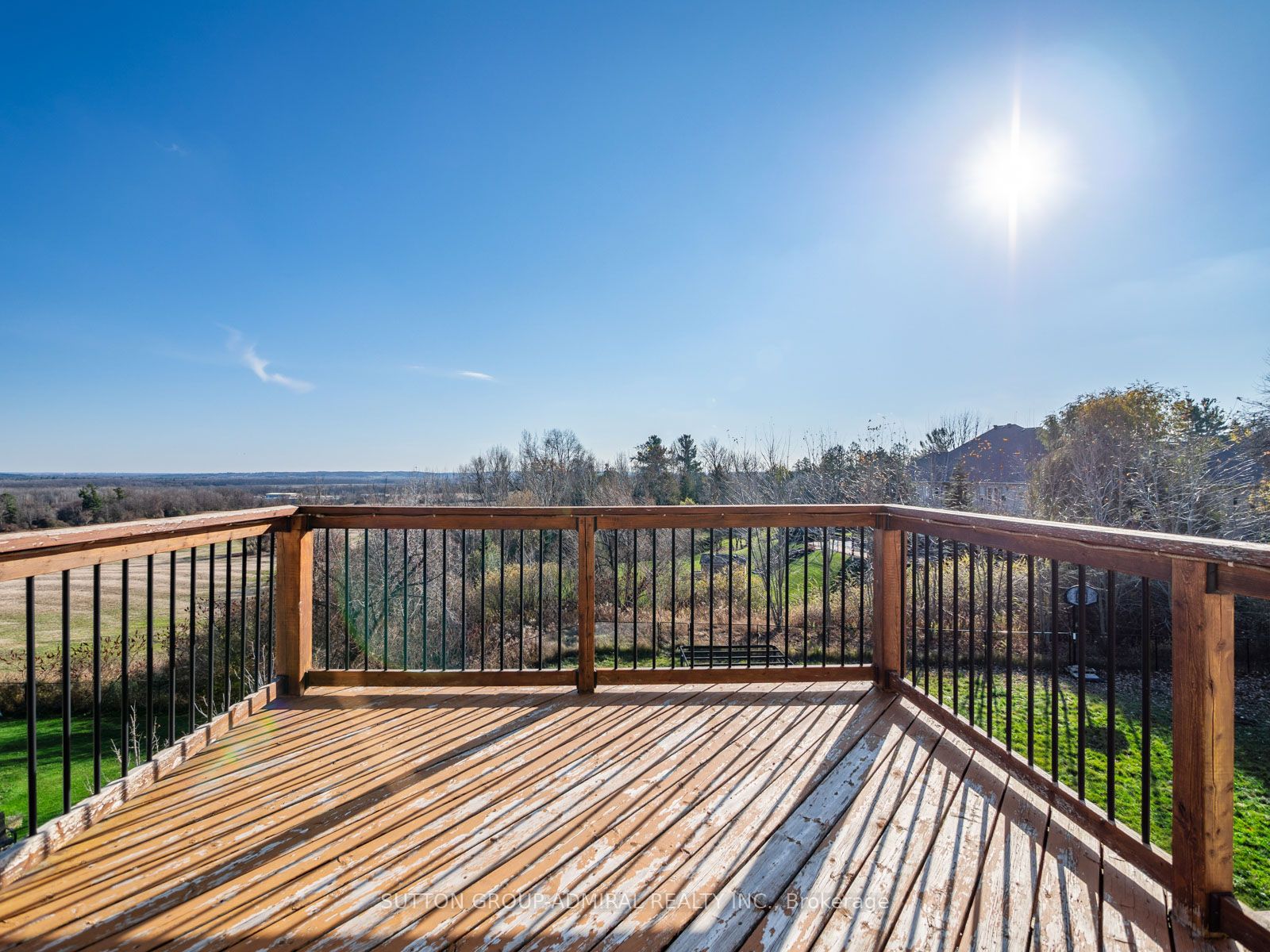 31 Grandview Crescent