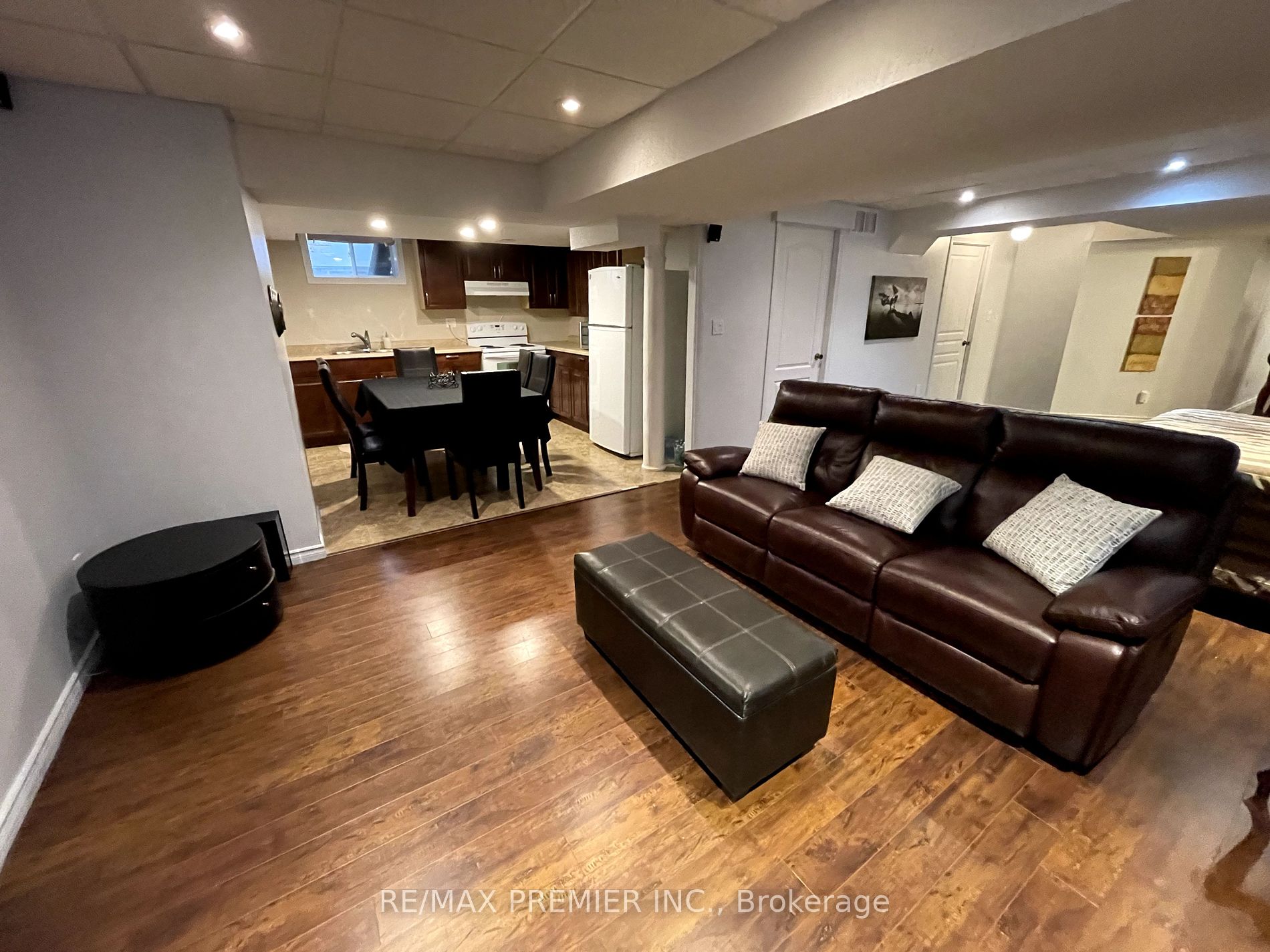 36 A.V. Nolan Dr, #Lower