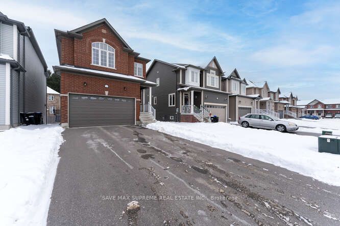 120 Wood Crescent