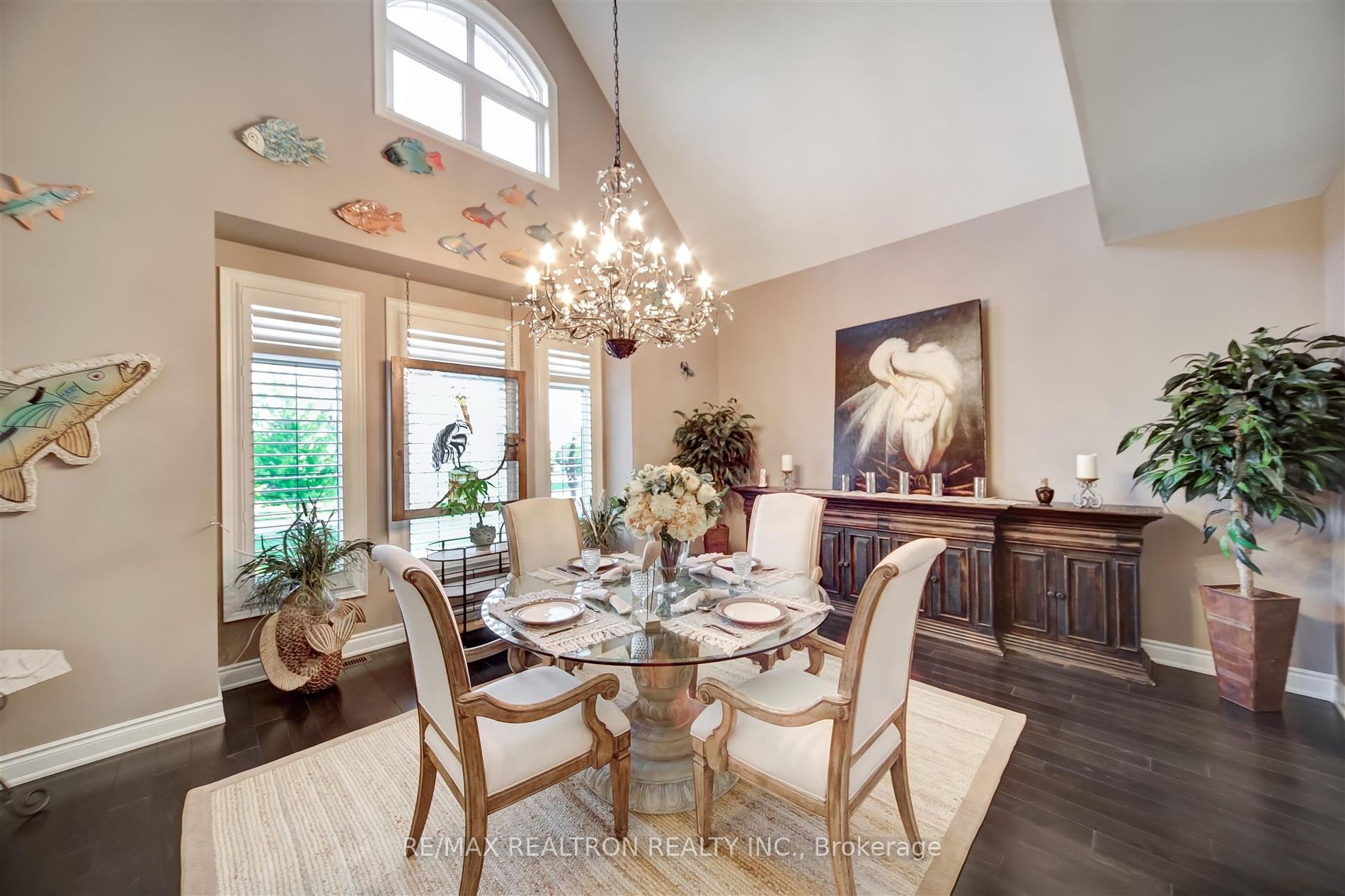 15 Pine Vista Ave