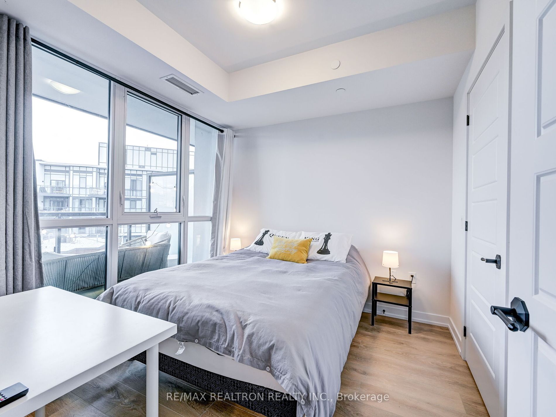 415 Sea Ray Ave, #327