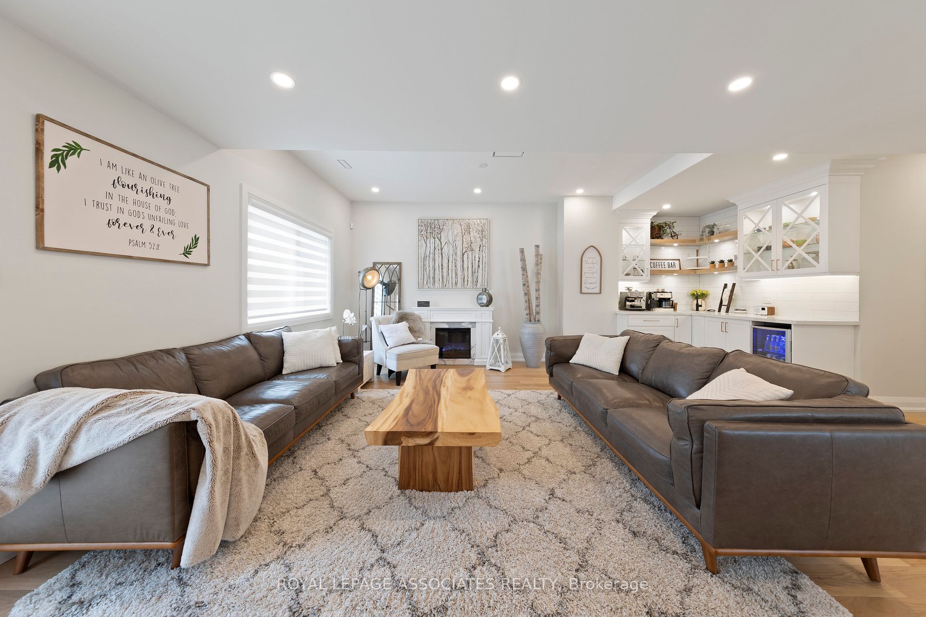 810 Montsell Avenue