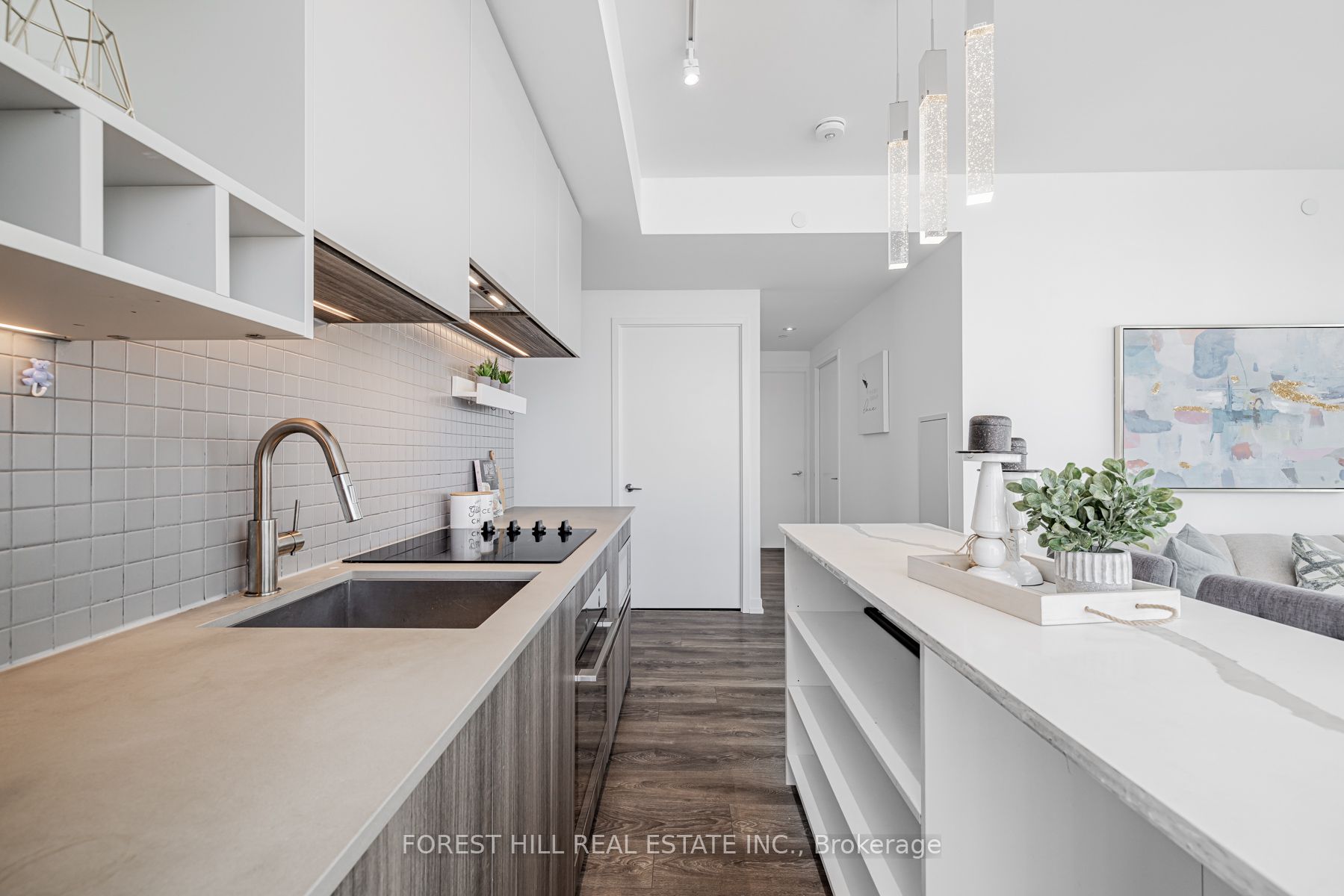 898 Portage Parkway, #4502