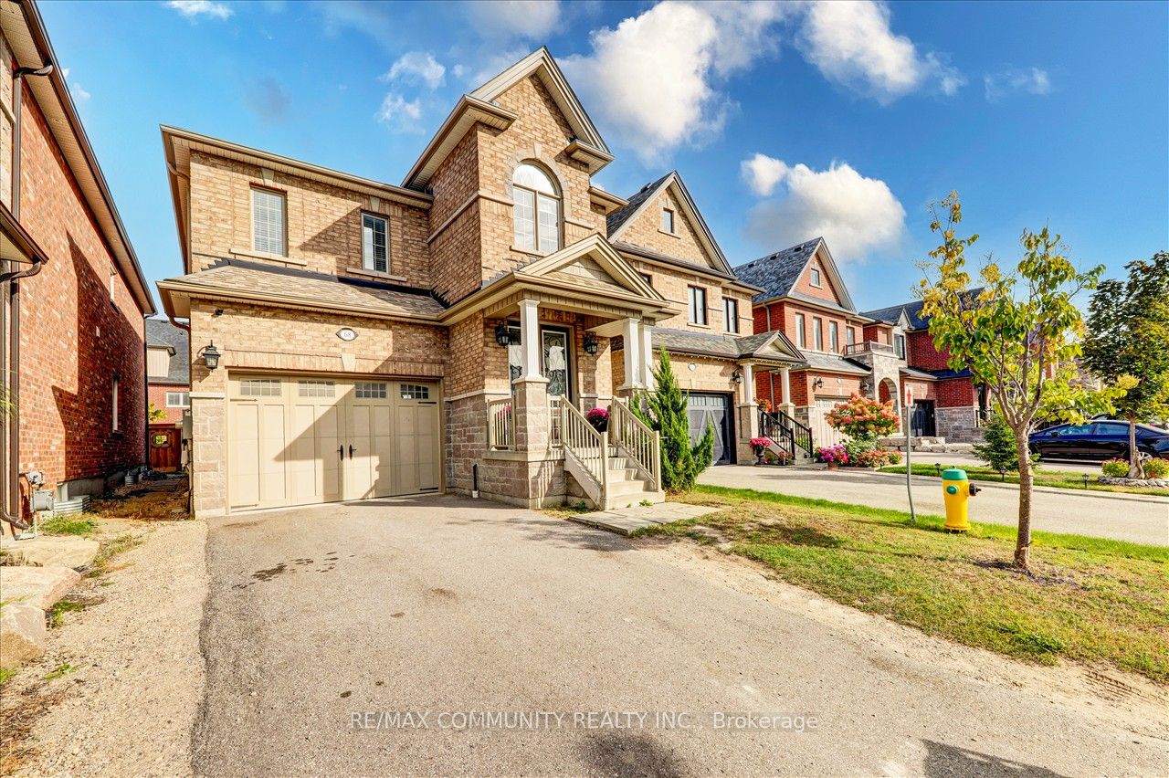 68 Walker Blvd