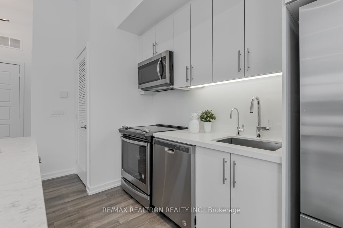 233 Broward Way #11