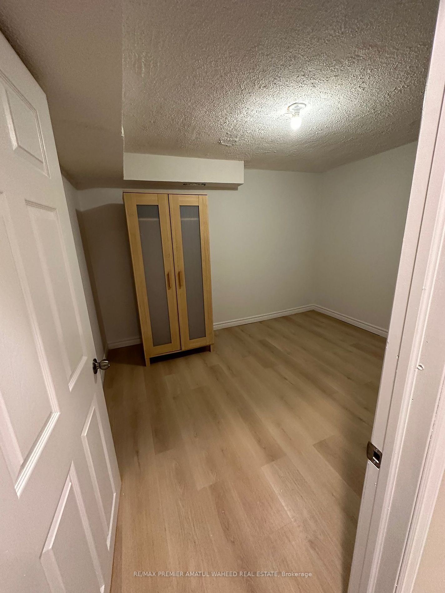 166 Killian Rd