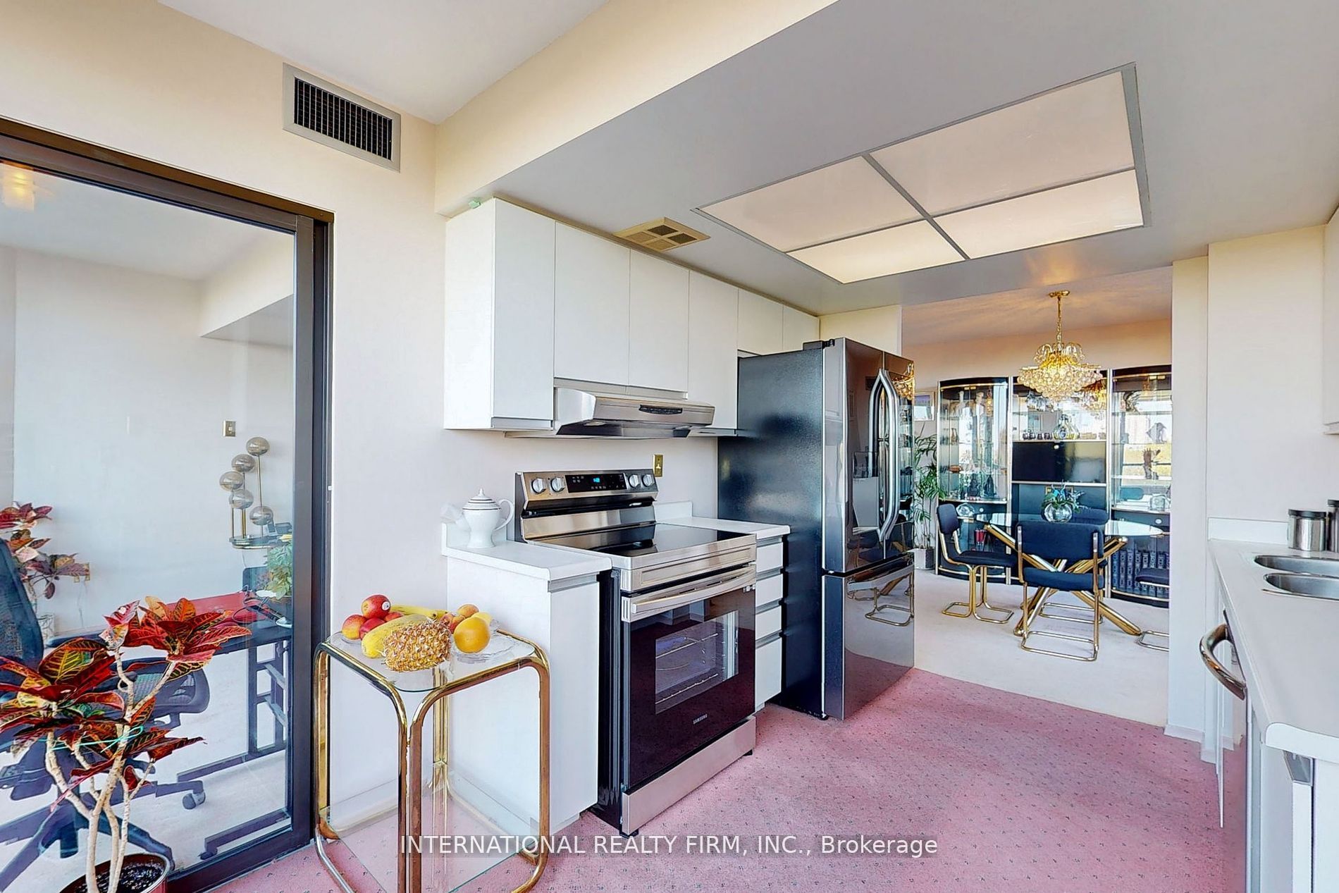 7420 Bathurst Street, #501