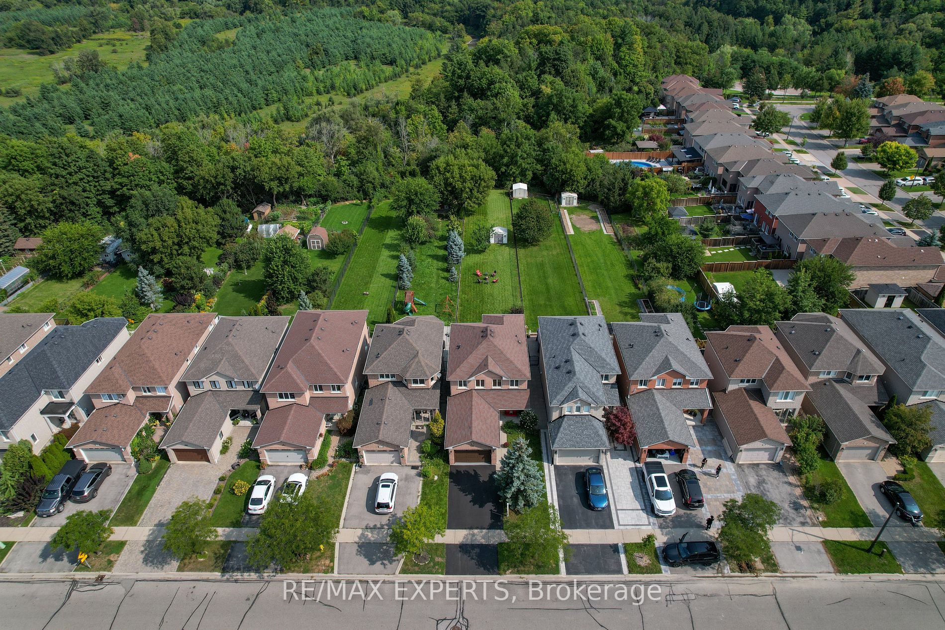 266 Royalpark Way