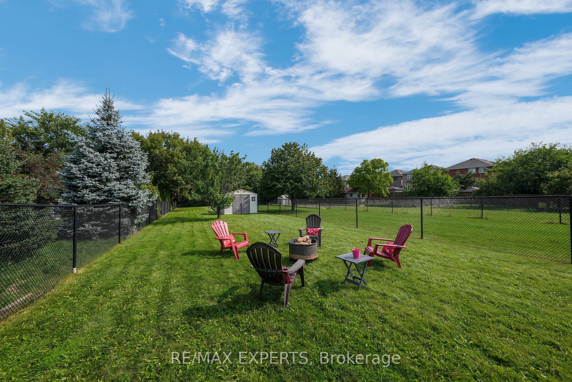 266 Royalpark Way
