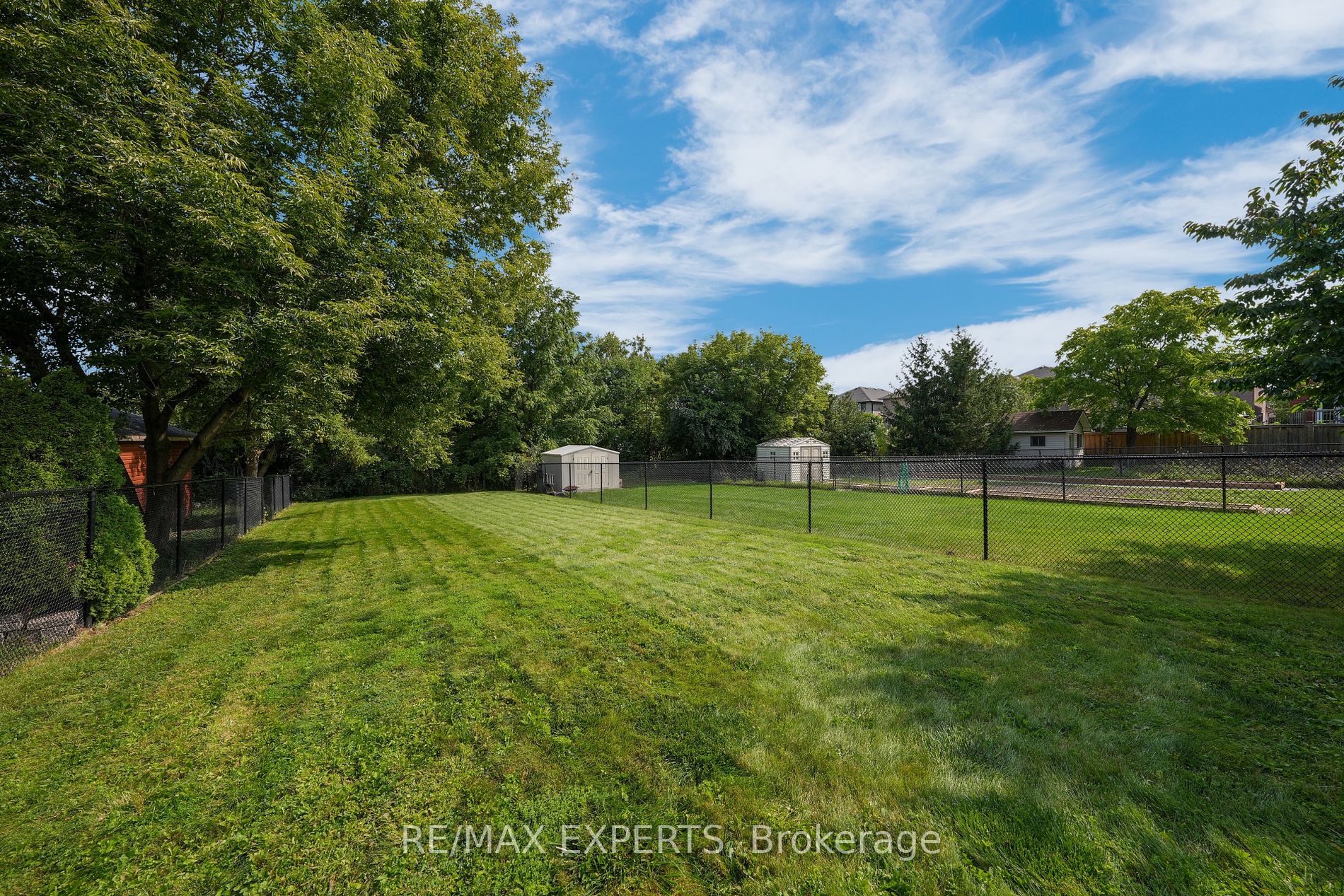 266 Royalpark Way