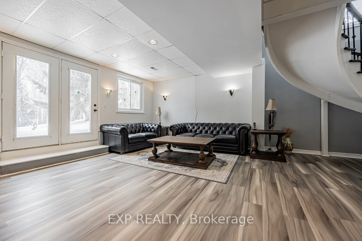 41 Offord Cres