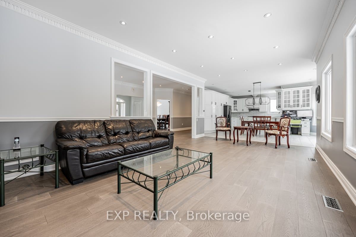 41 Offord Cres