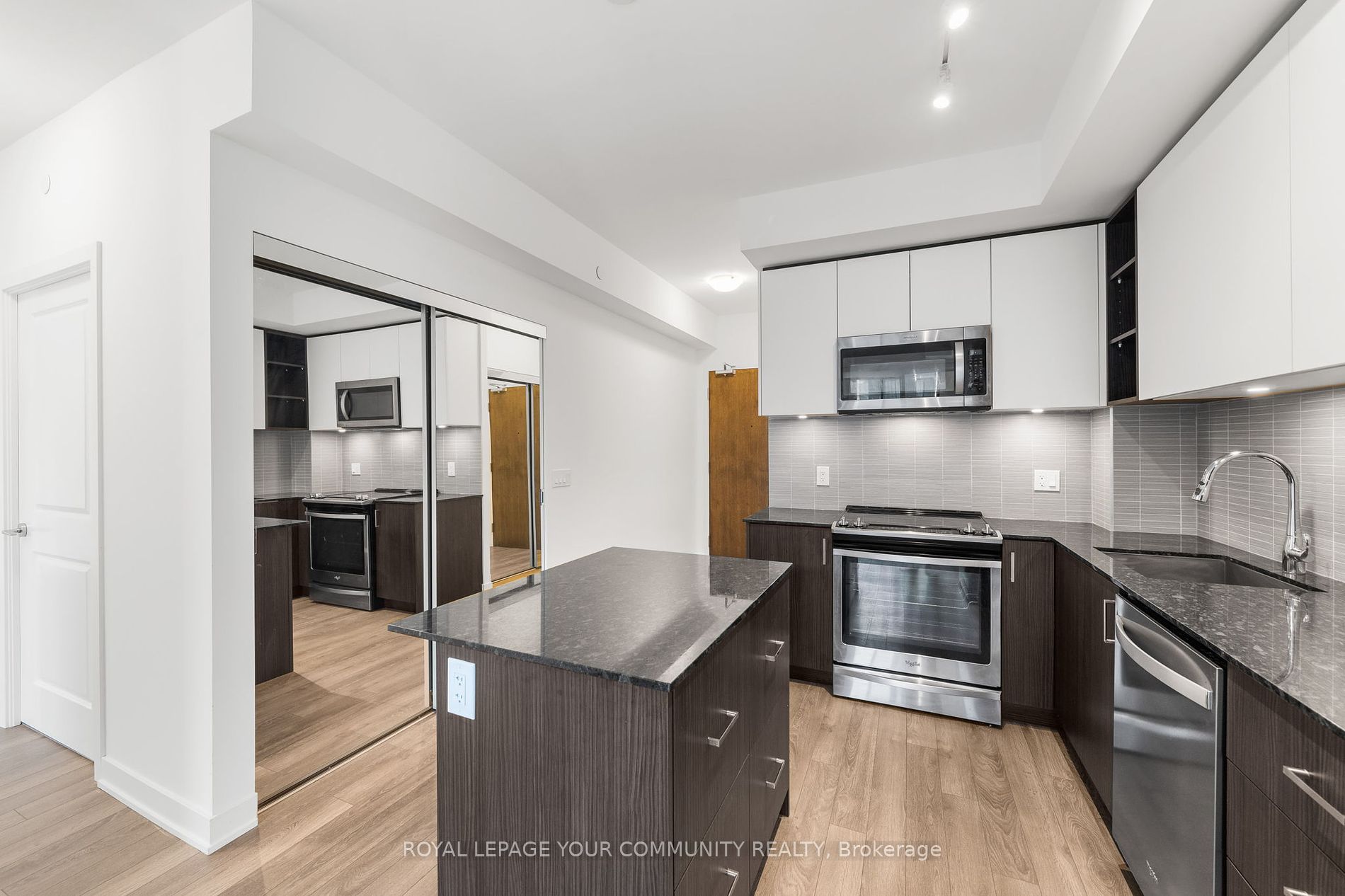 100 Eagle Rock Way, #908