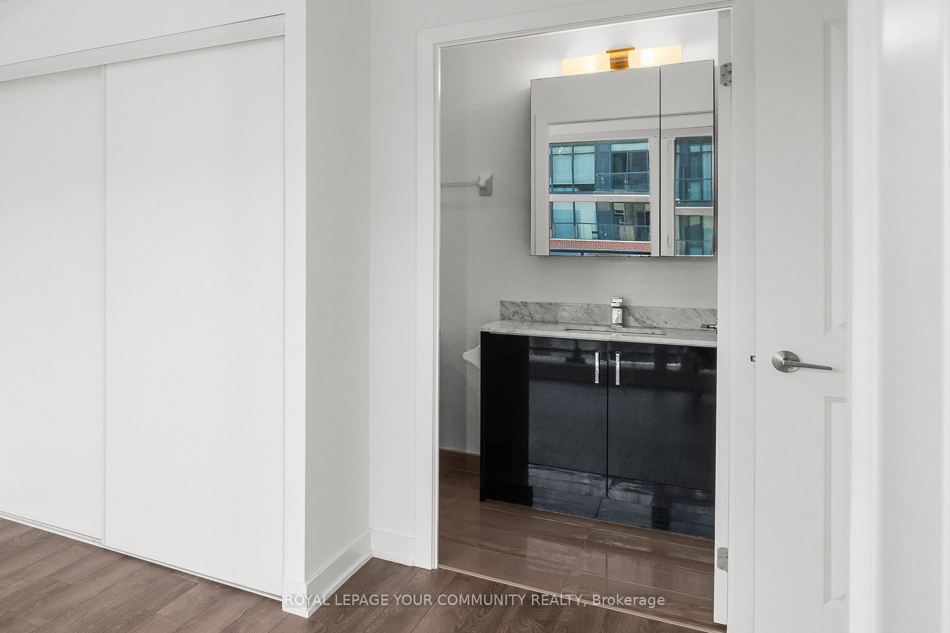 100 Eagle Rock Way, #908