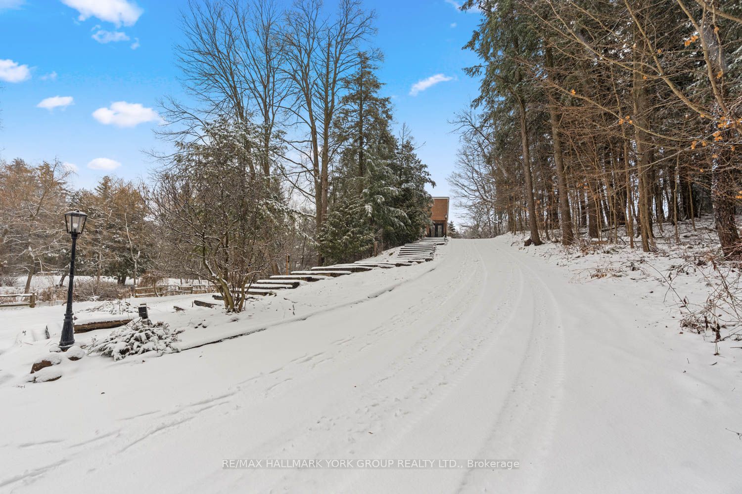 12950 8th Concession Rd