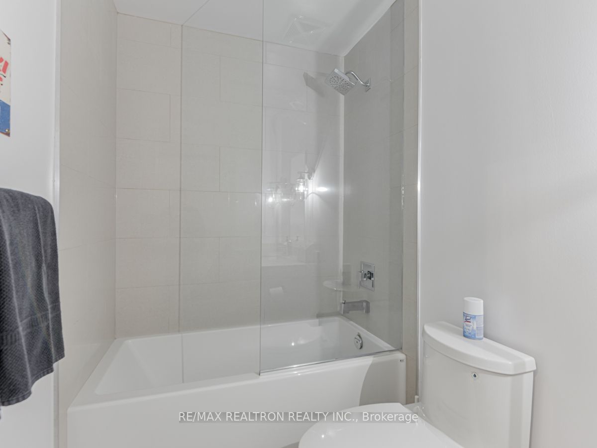 271 Sea Ray Avenue #B103